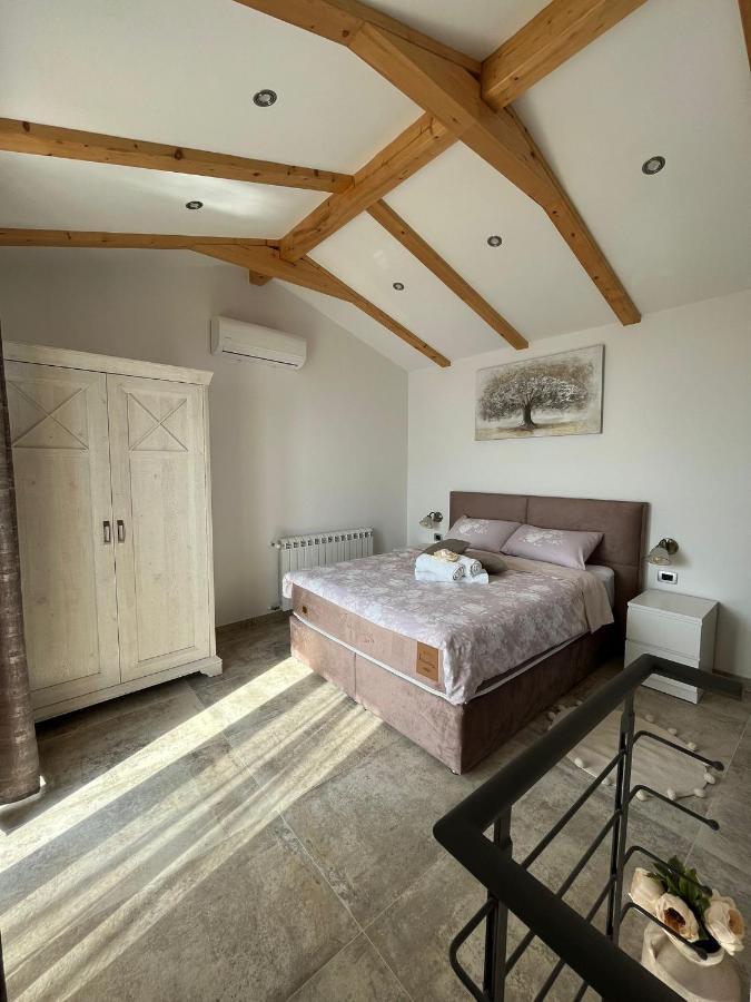 Apartman Sara S Pogledom Na More Lovran Extérieur photo